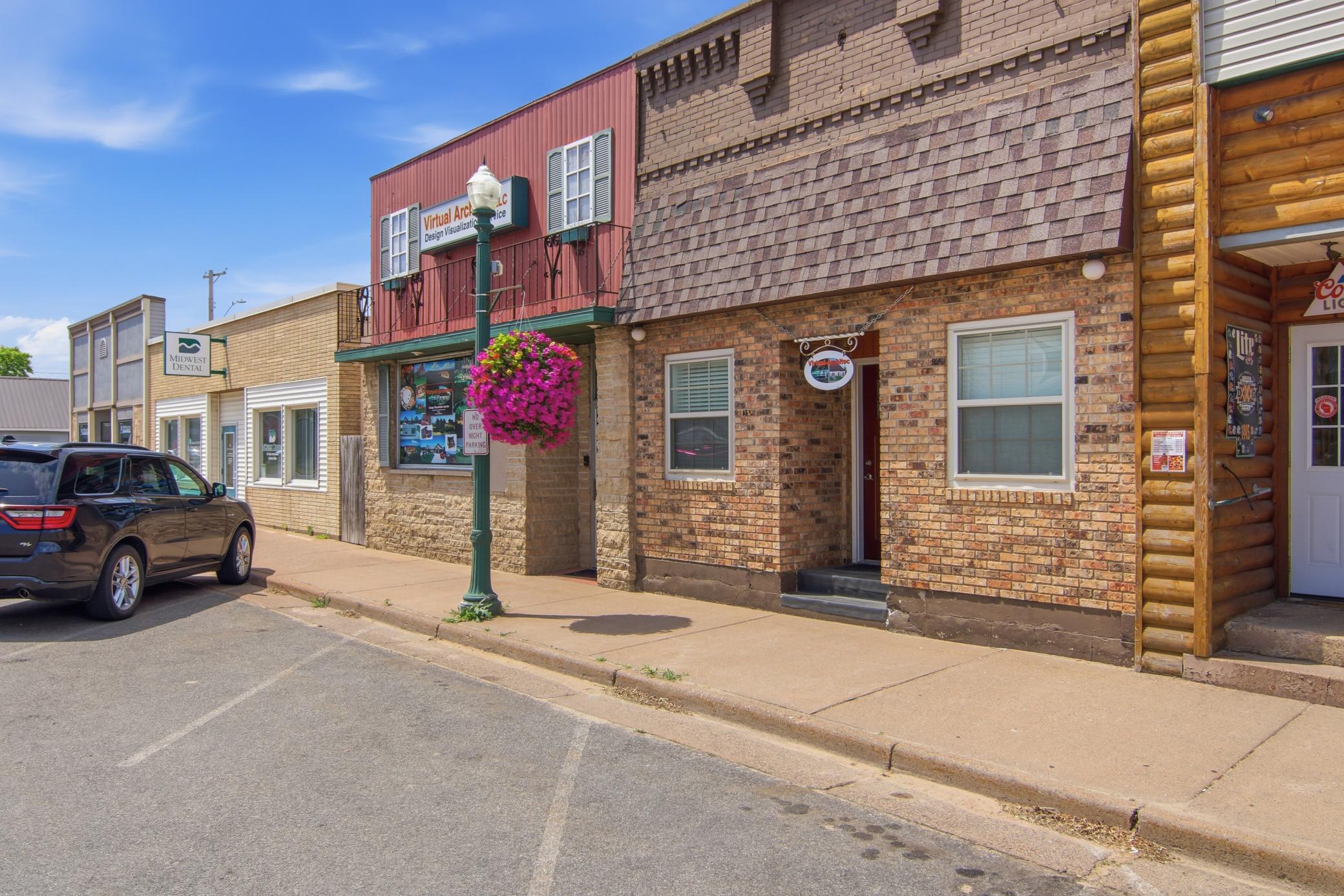 111 5th Avenue N Property Photo 1