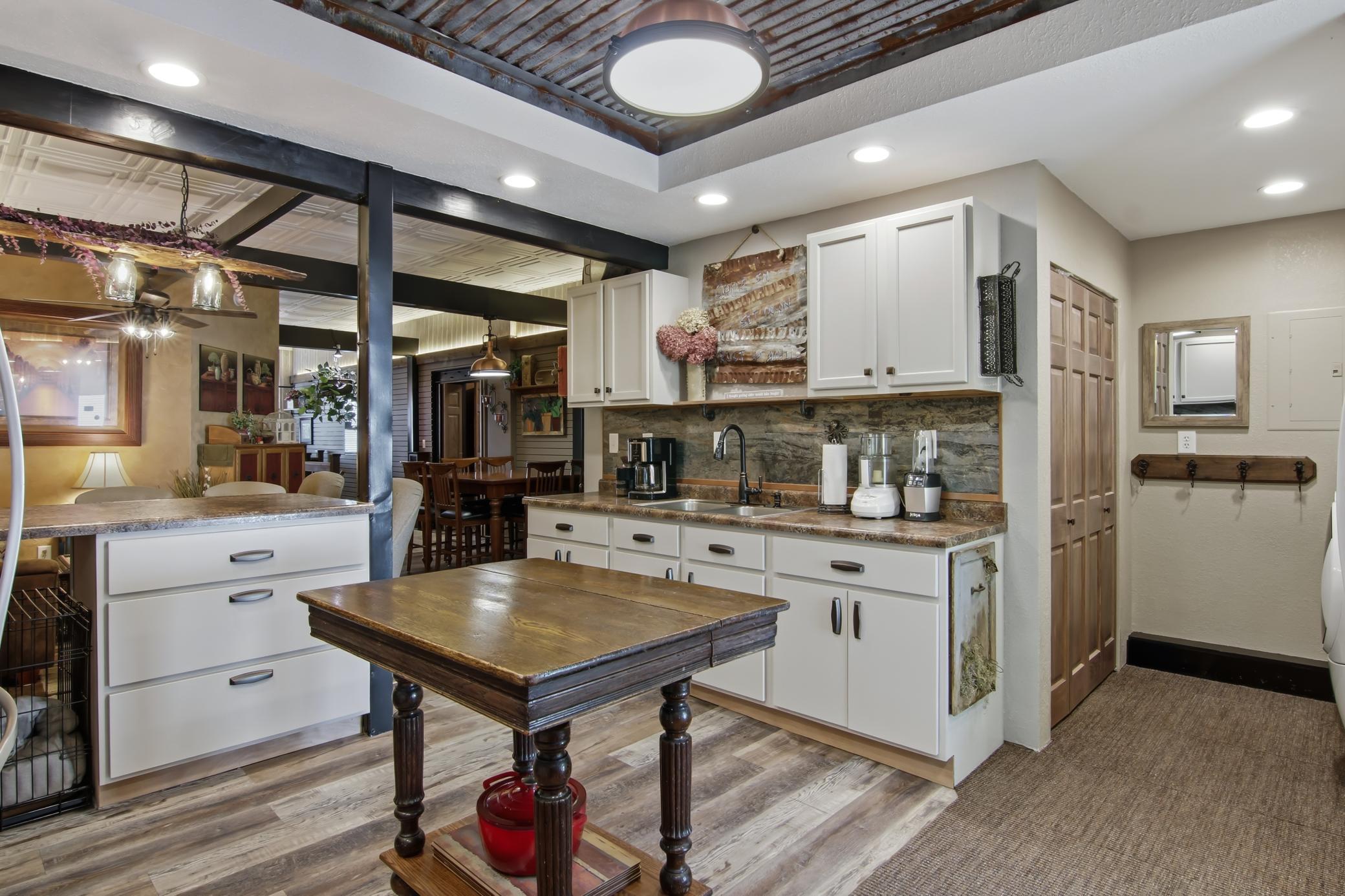 111 5th Avenue N Property Photo 11