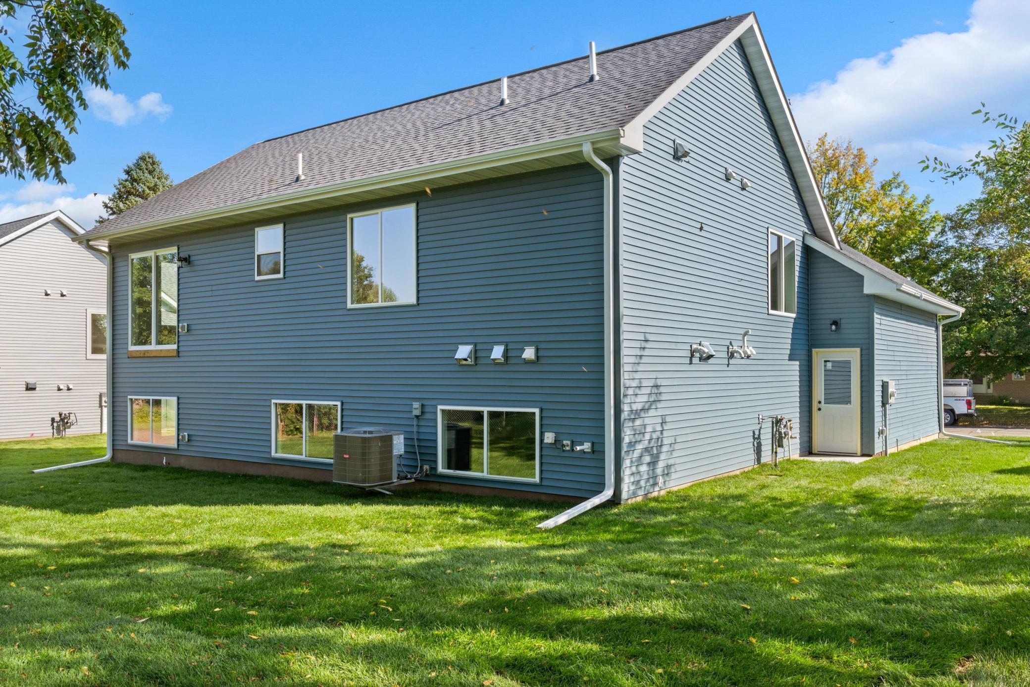 1312 Robinwood Lane Property Photo 3