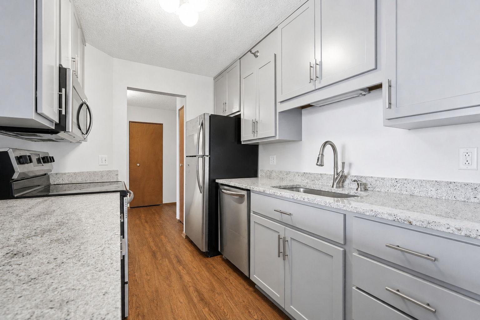 433 S 7th Street 2113 Property Photo 16