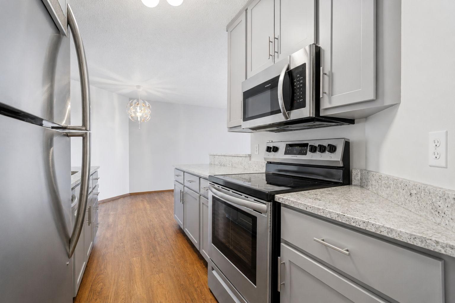 433 S 7th Street 2113 Property Photo 18
