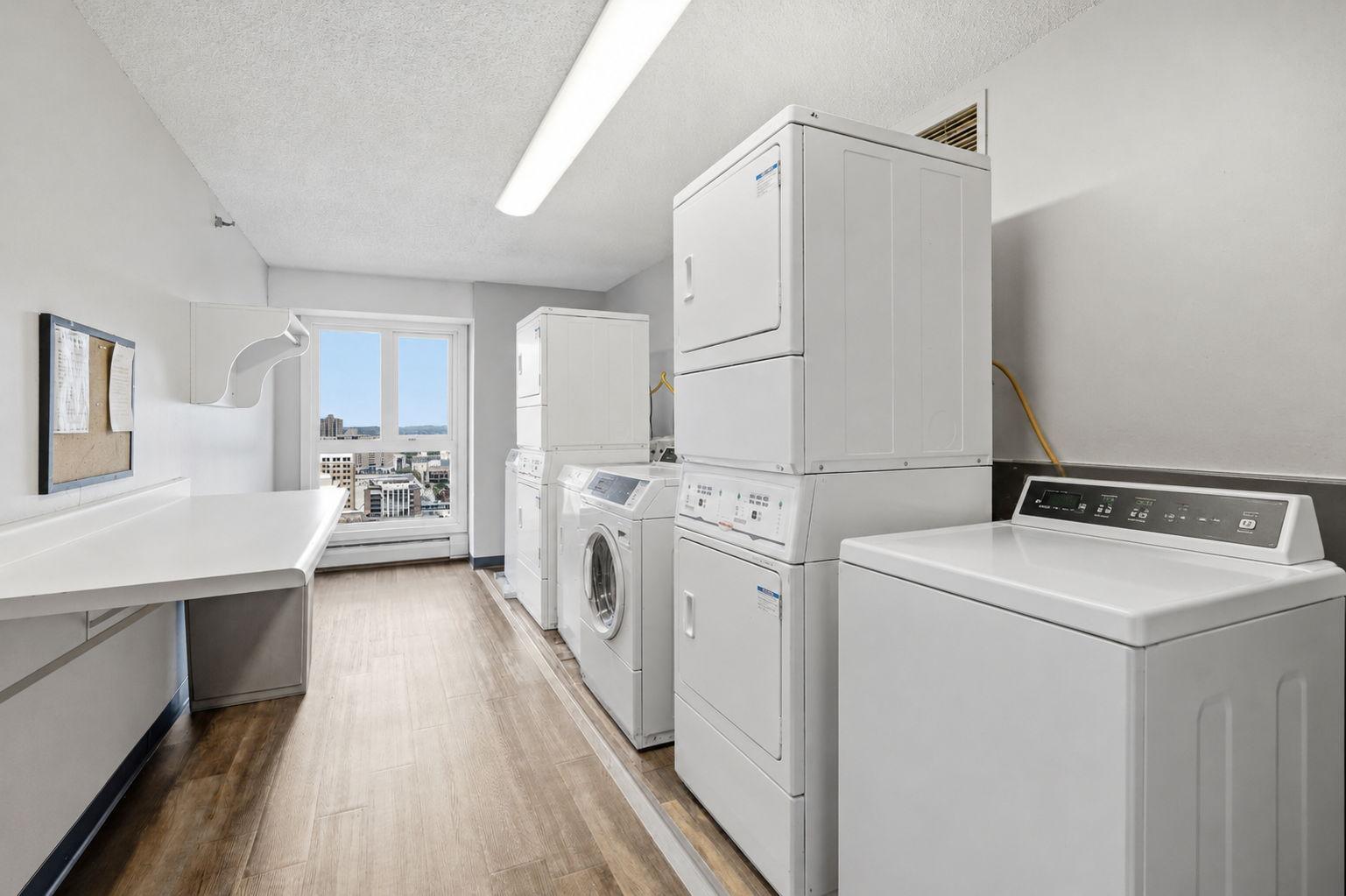 433 S 7th Street 2113 Property Photo 61