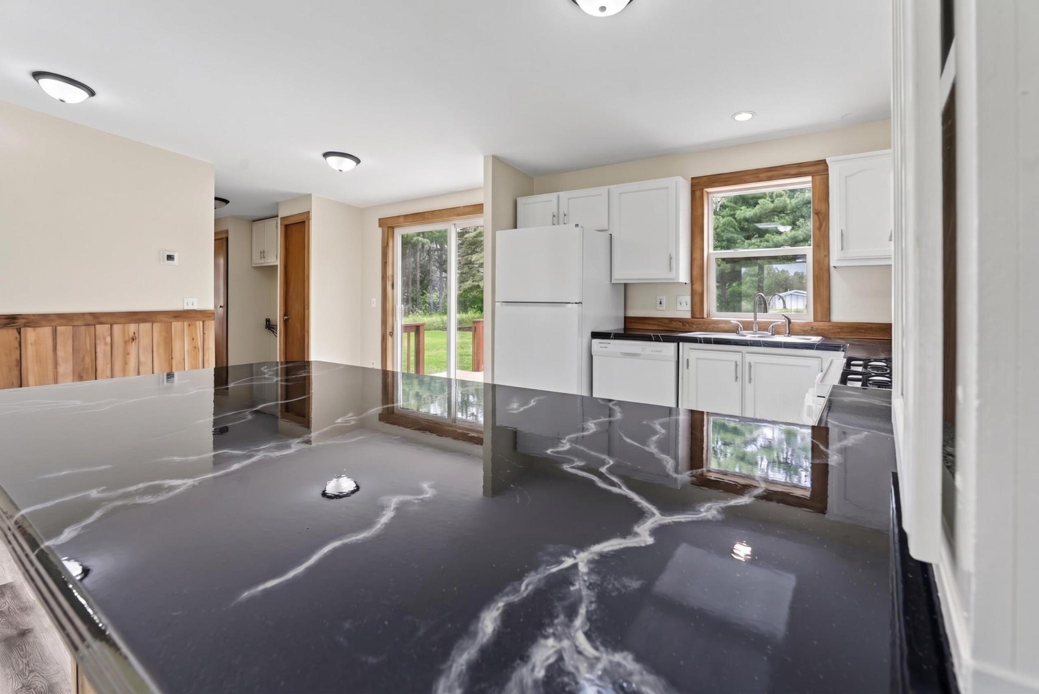 21671 Edwards Drive Property Photo 17