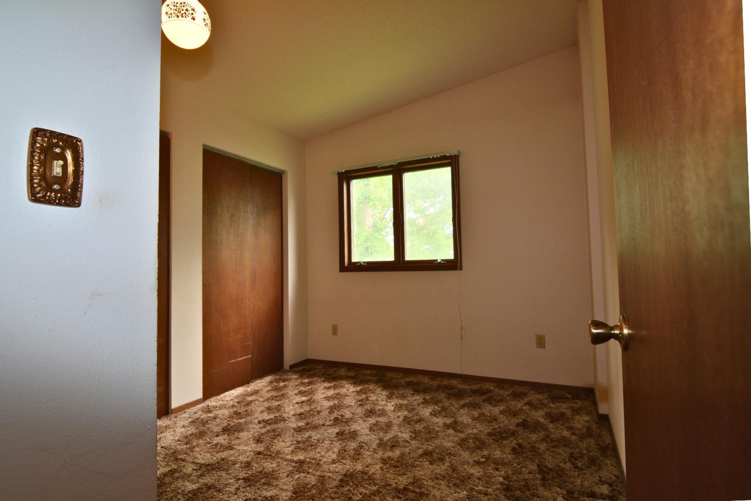 1420 1st Avenue E Property Photo 8