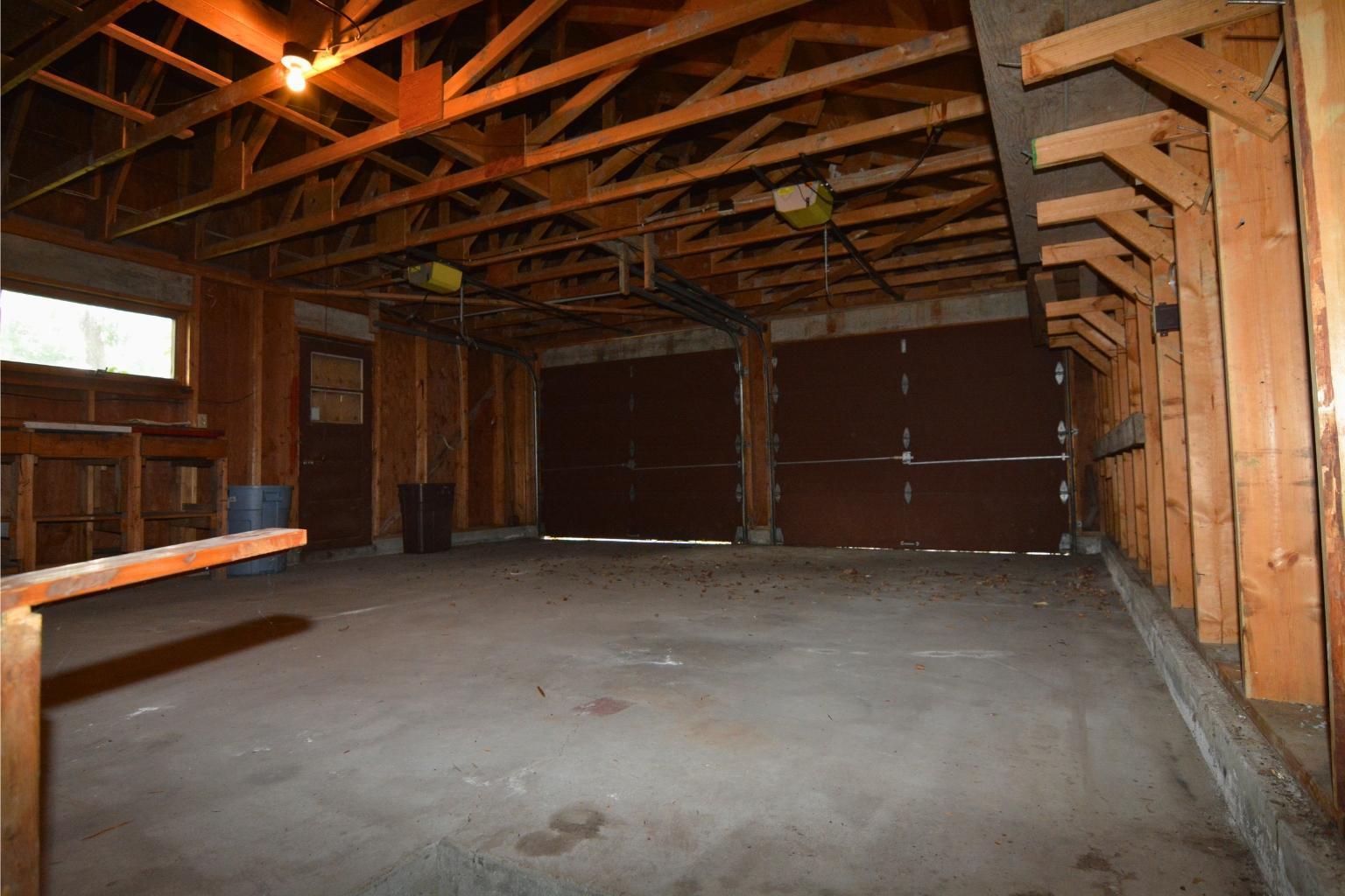 1420 1st Avenue E Property Photo 17