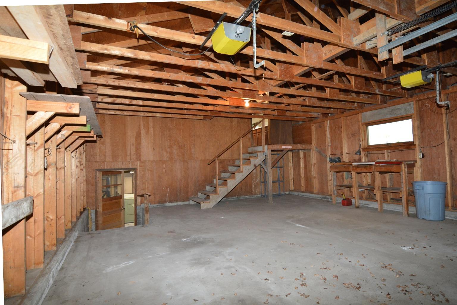 1420 1st Avenue E Property Photo 18