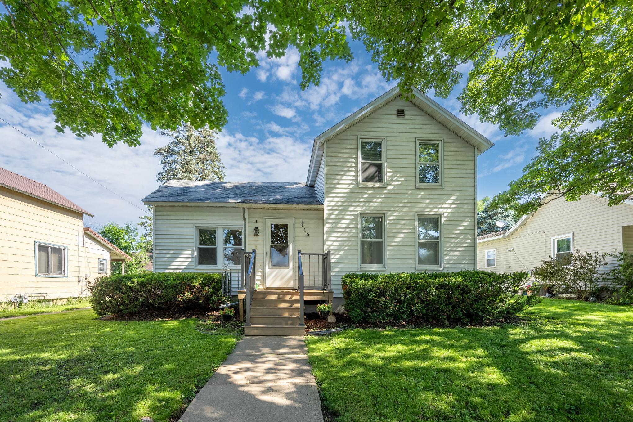 116 E Elm Street Property Photo 1