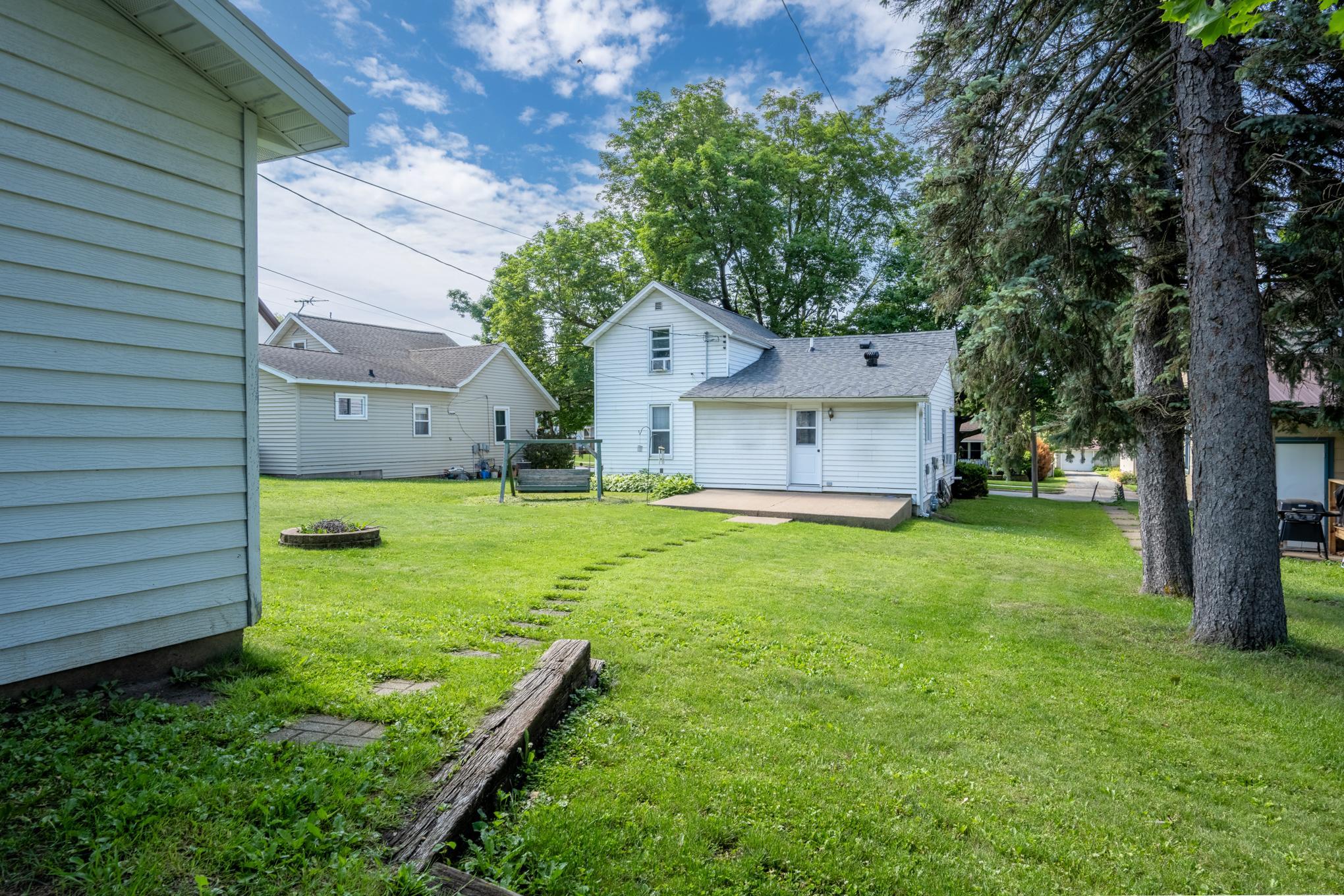 116 E Elm Street Property Photo 13