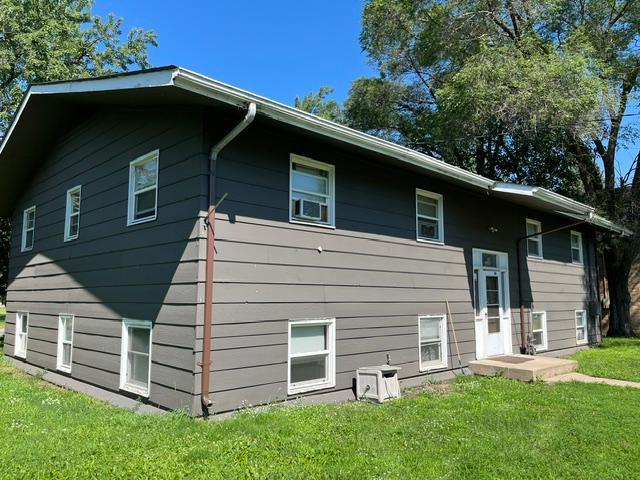 334 33rd Avenue N Property Photo 4