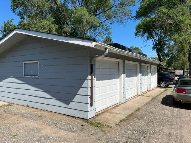 334 33rd Avenue N Property Photo 5