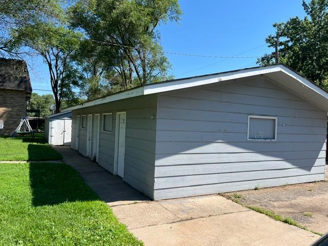 334 33rd Avenue N Property Photo 8