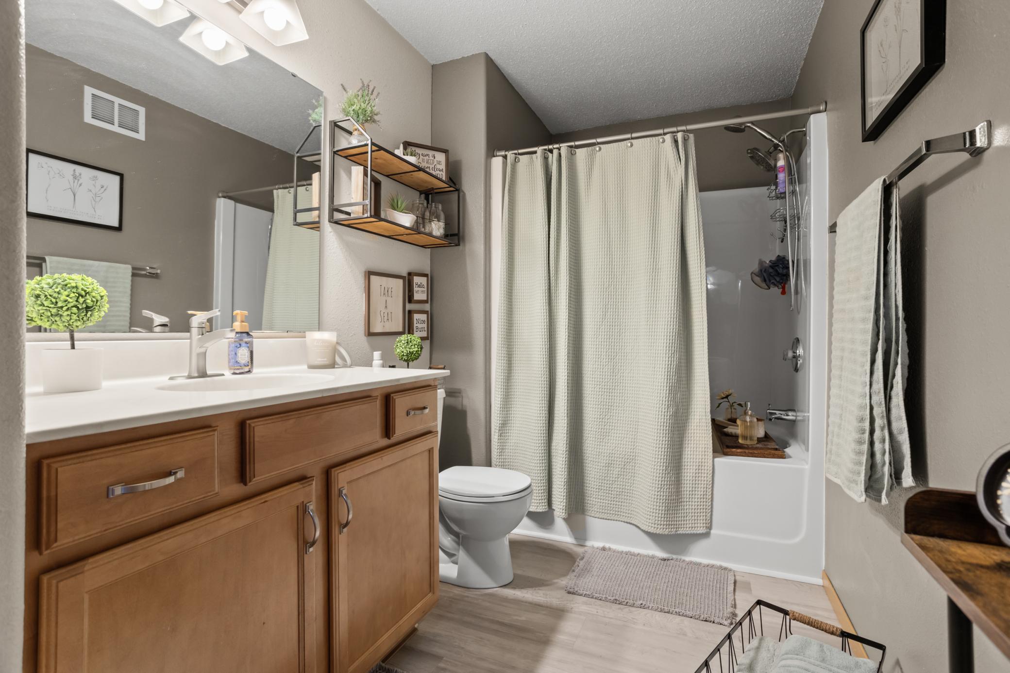 1717 13th Street E Property Photo 9