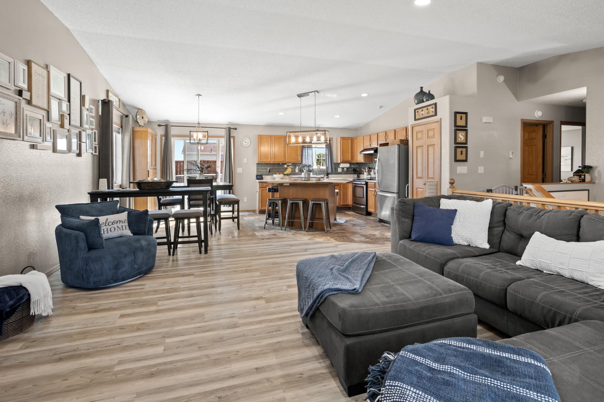 1717 13th Street E Property Photo 16