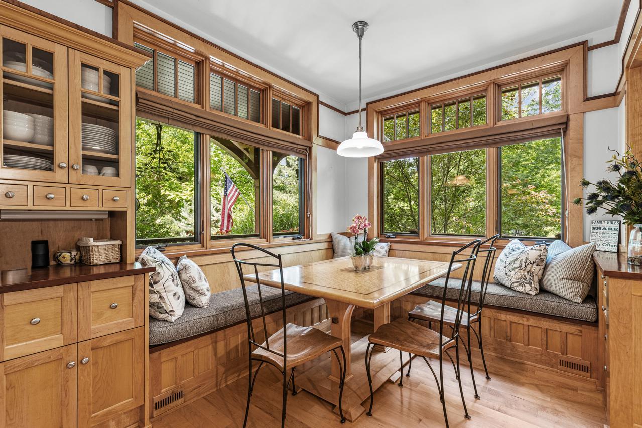 5955 Maple Forest Property Photo 8