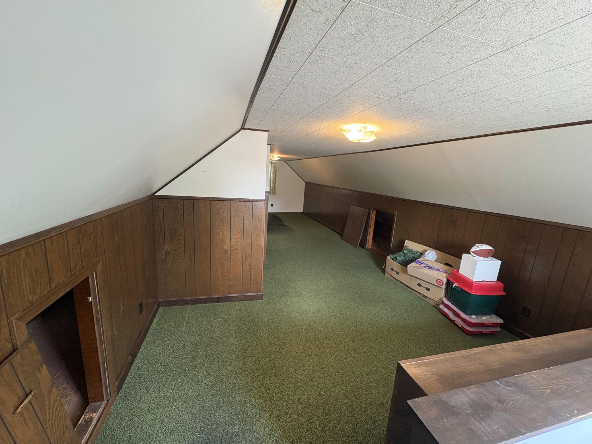 702 Glenview Drive Property Photo 16