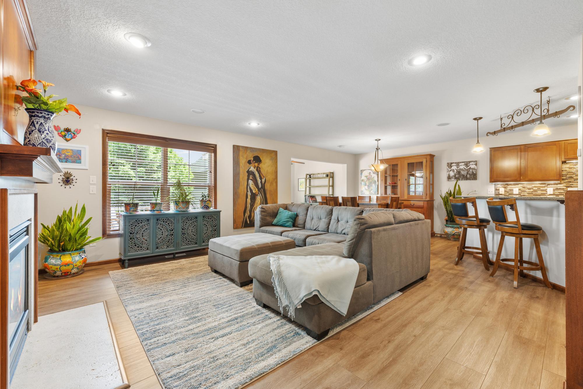 15221 Stonewood Terrace Property Photo 1