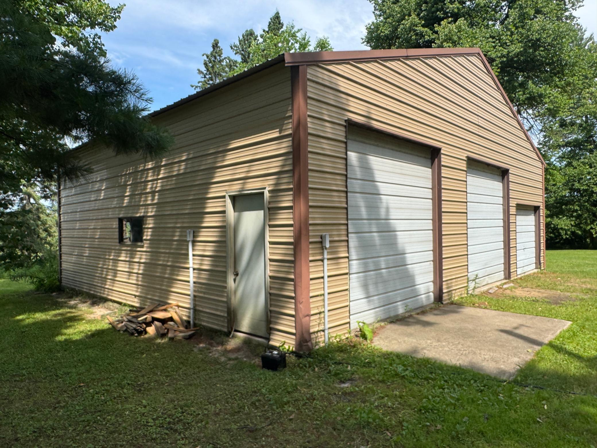 22585 320th Street Property Photo 19