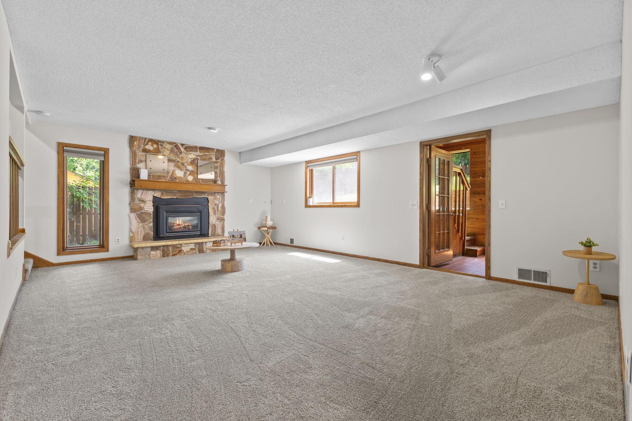 1306 Berry Ridge Road Property Photo 16