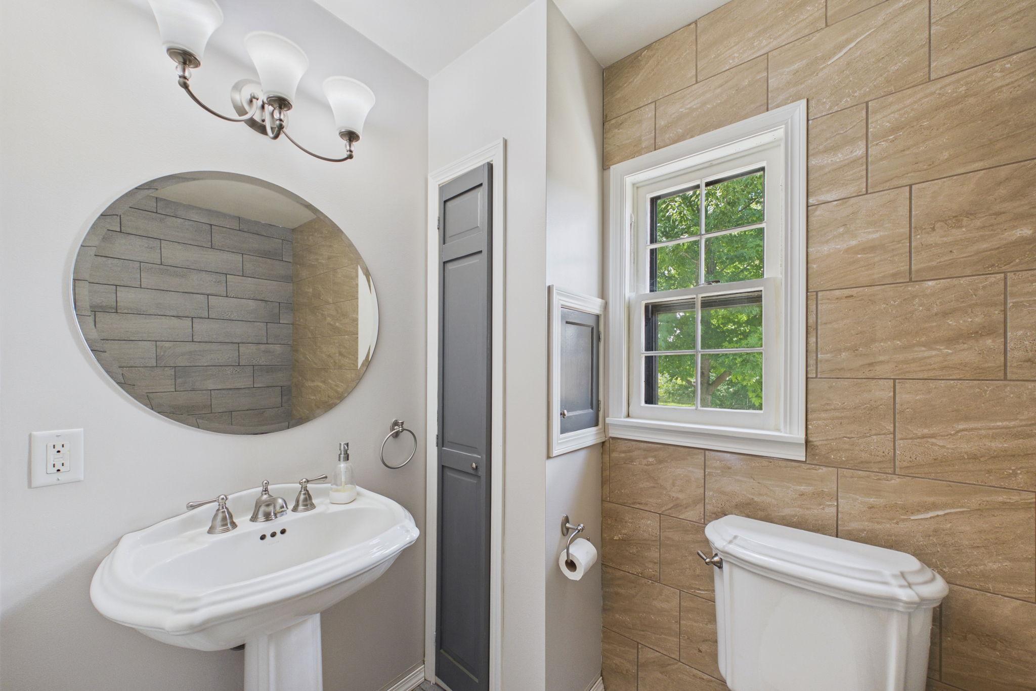 513 5th Street Property Photo 13