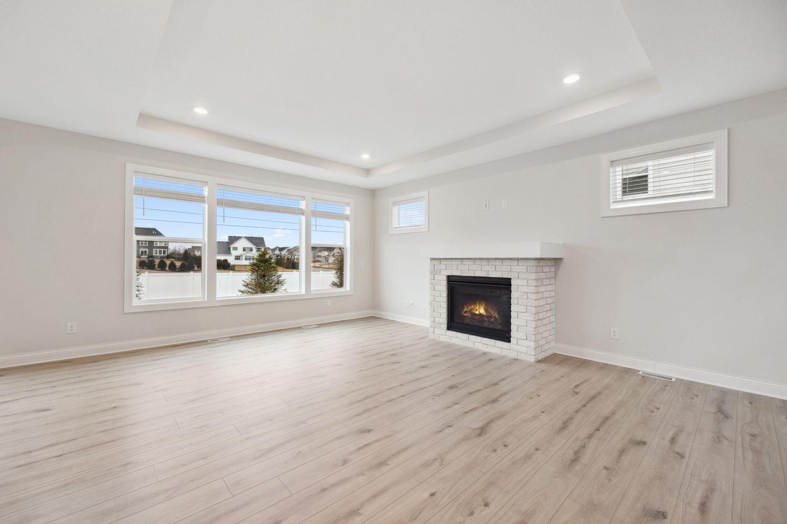 10268 Arrowwood Path Property Photo 8