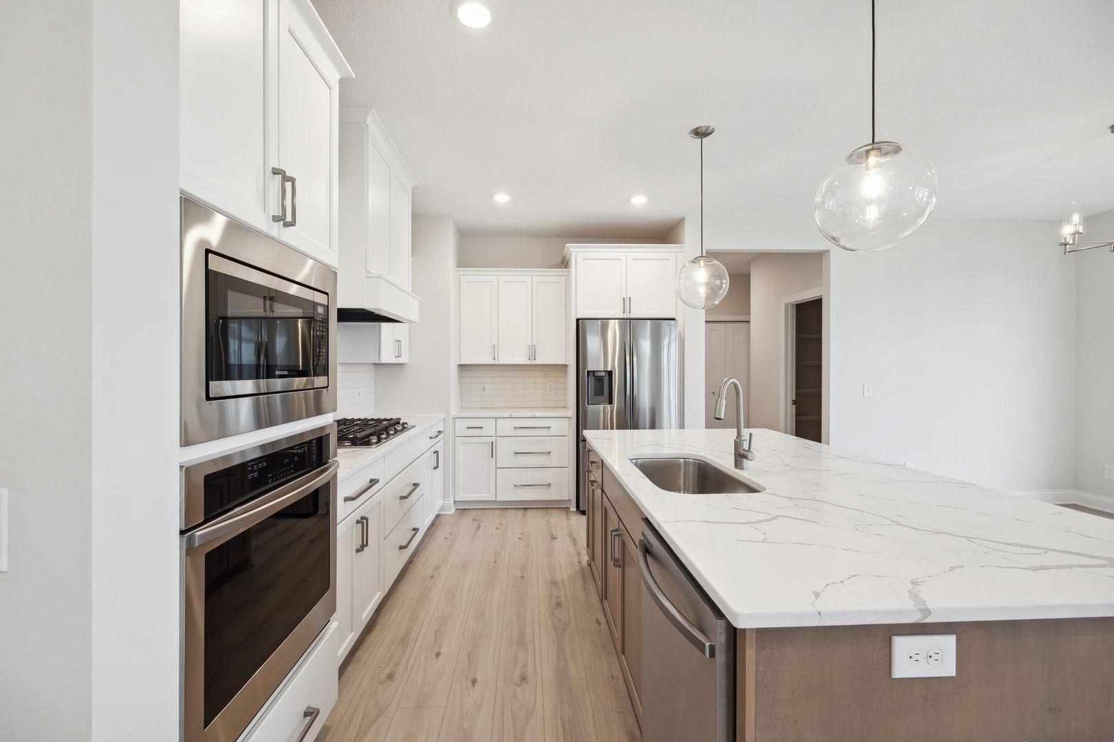 10268 Arrowwood Path Property Photo 15