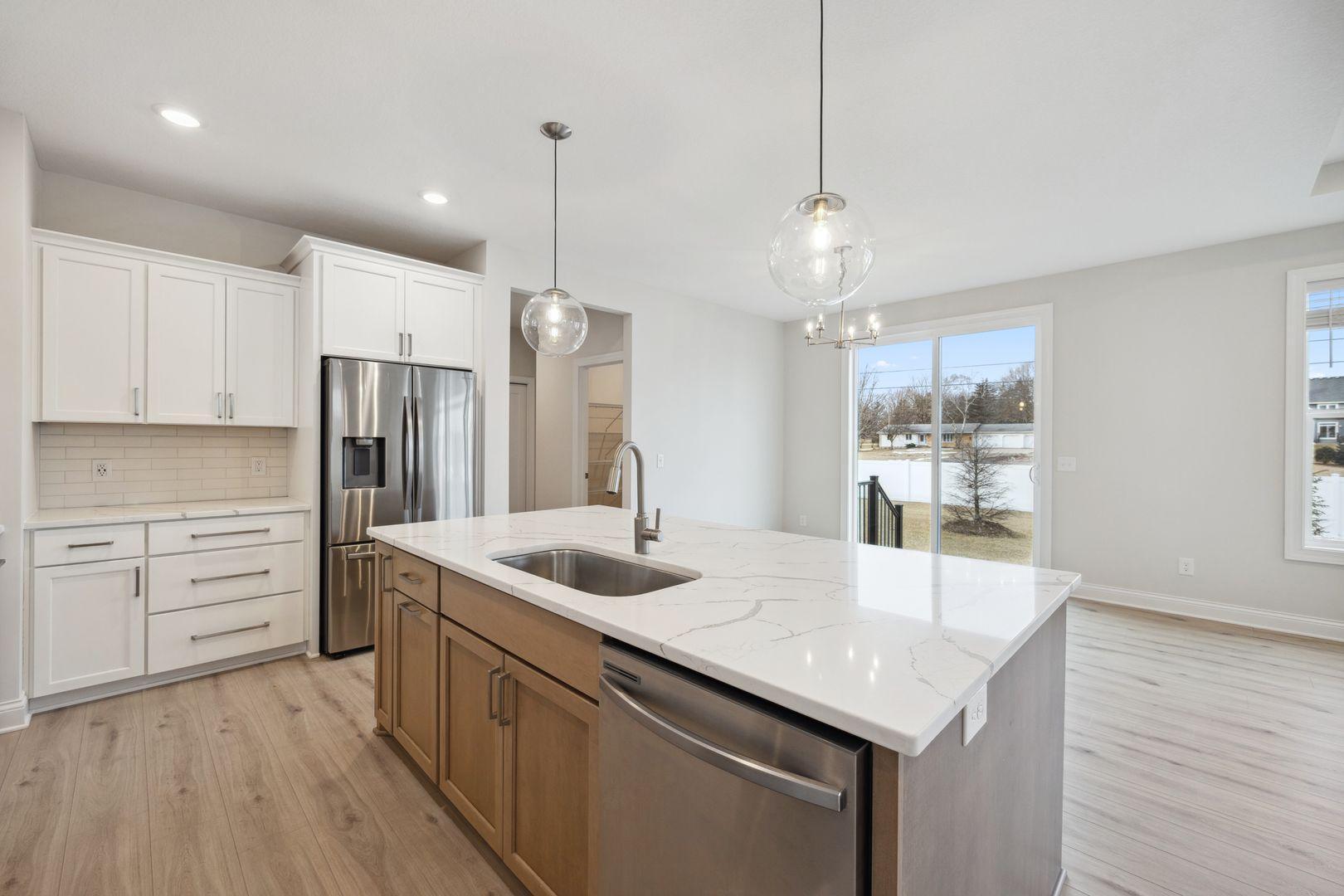 10268 Arrowwood Path Property Photo 16