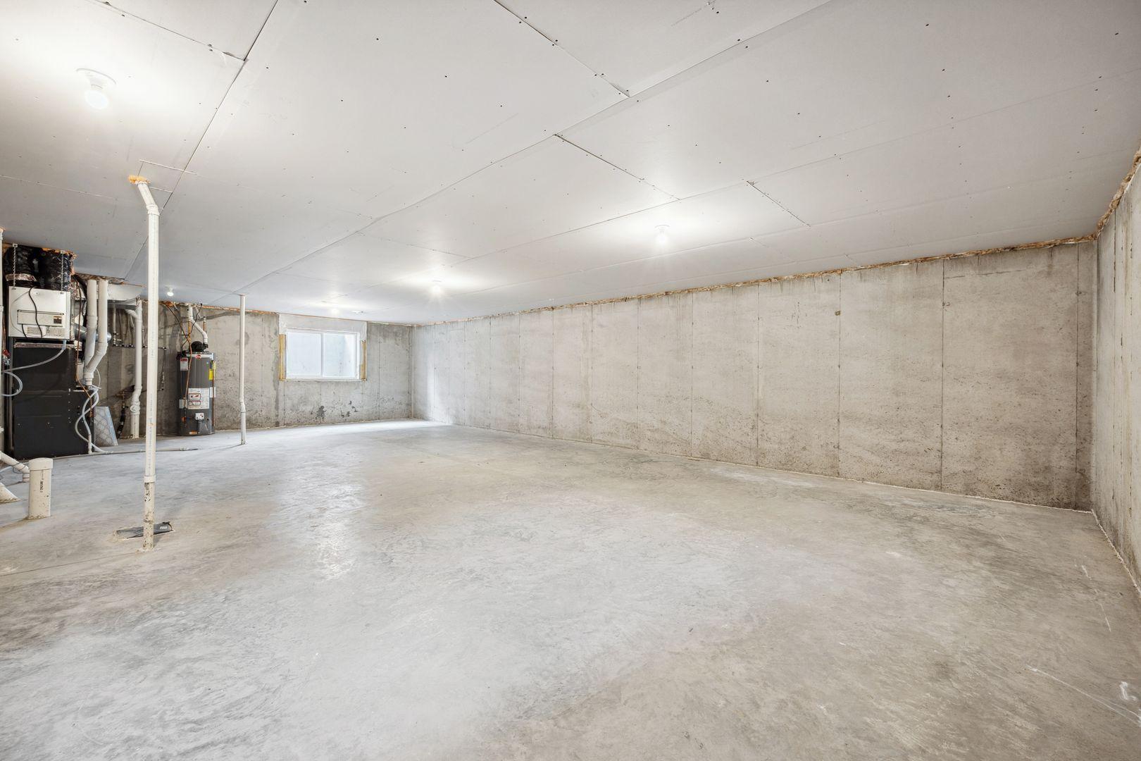10268 Arrowwood Path Property Photo 25