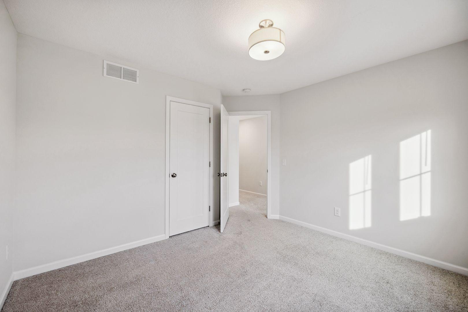 10268 Arrowwood Path Property Photo 27