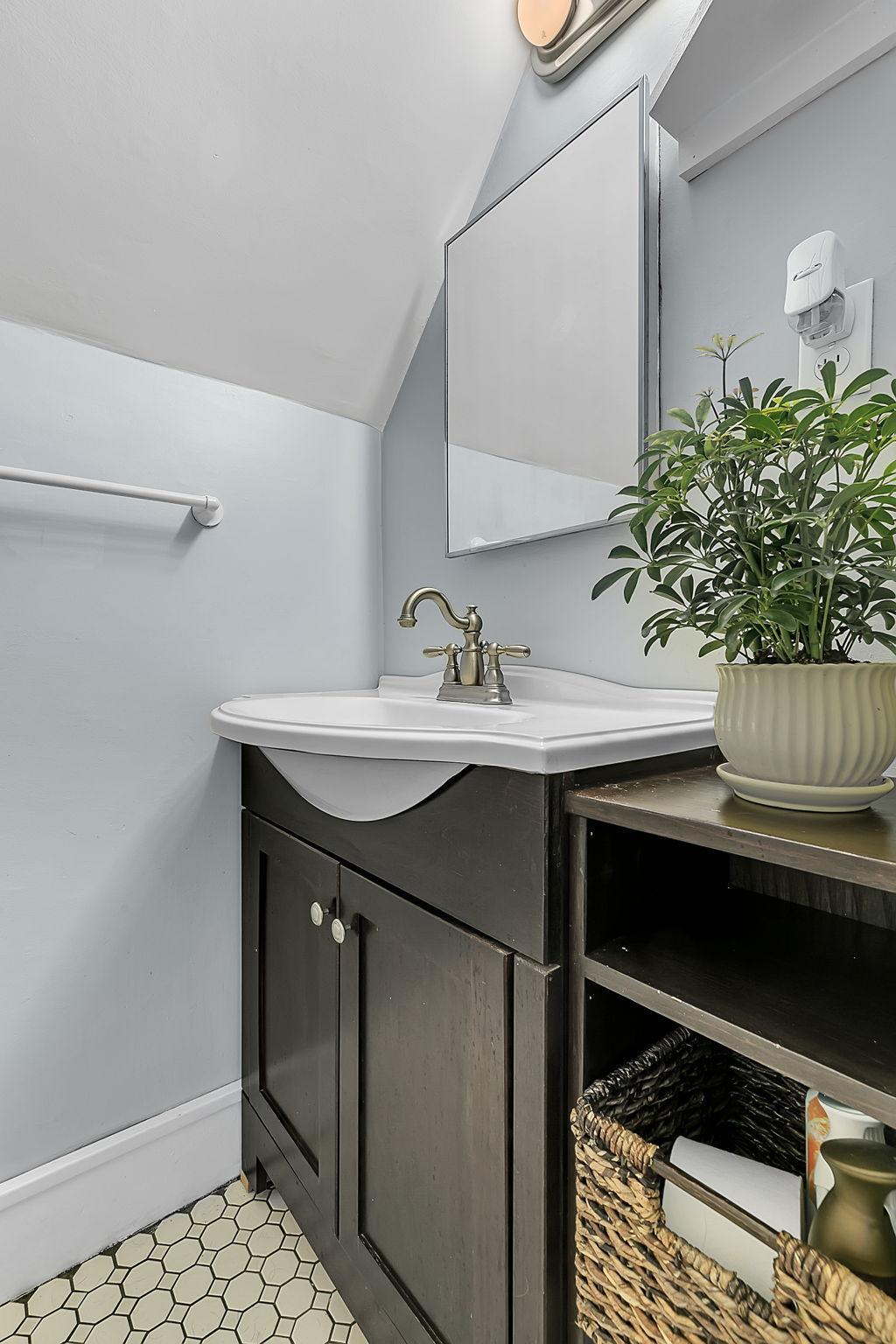 440 River Drive W Property Photo 20