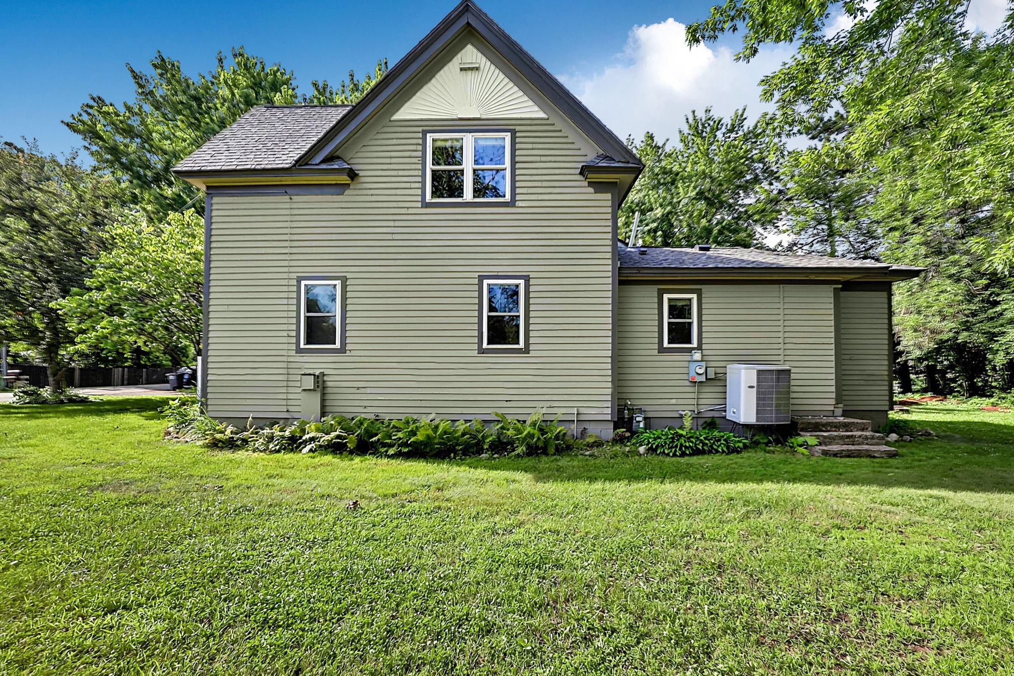 440 River Drive W Property Photo 26