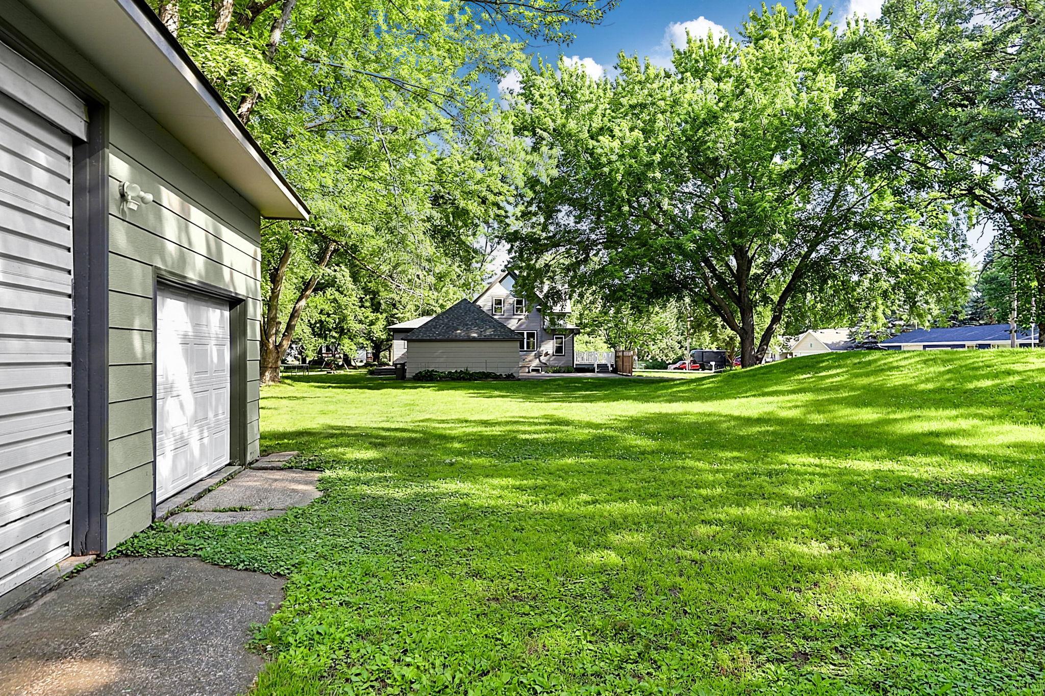 440 River Drive W Property Photo 28