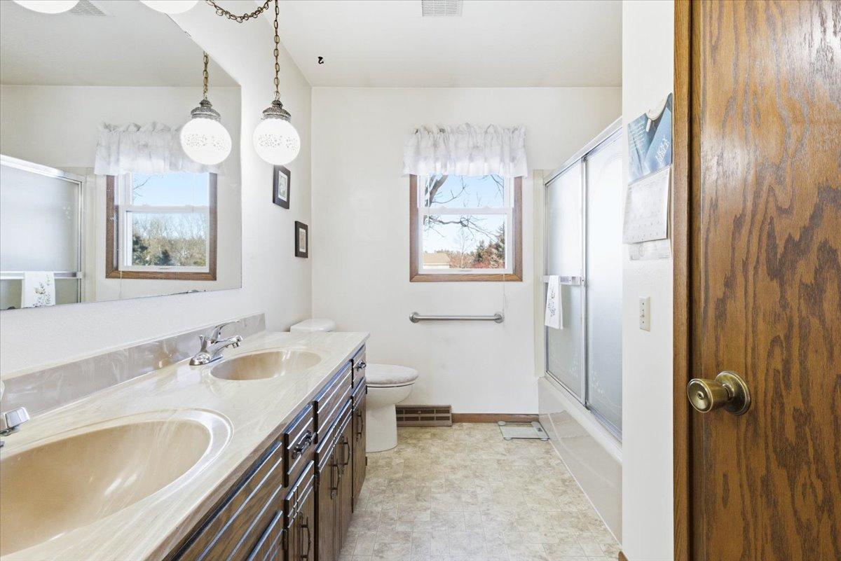 20611 Becker Lake Circle Property Photo 13
