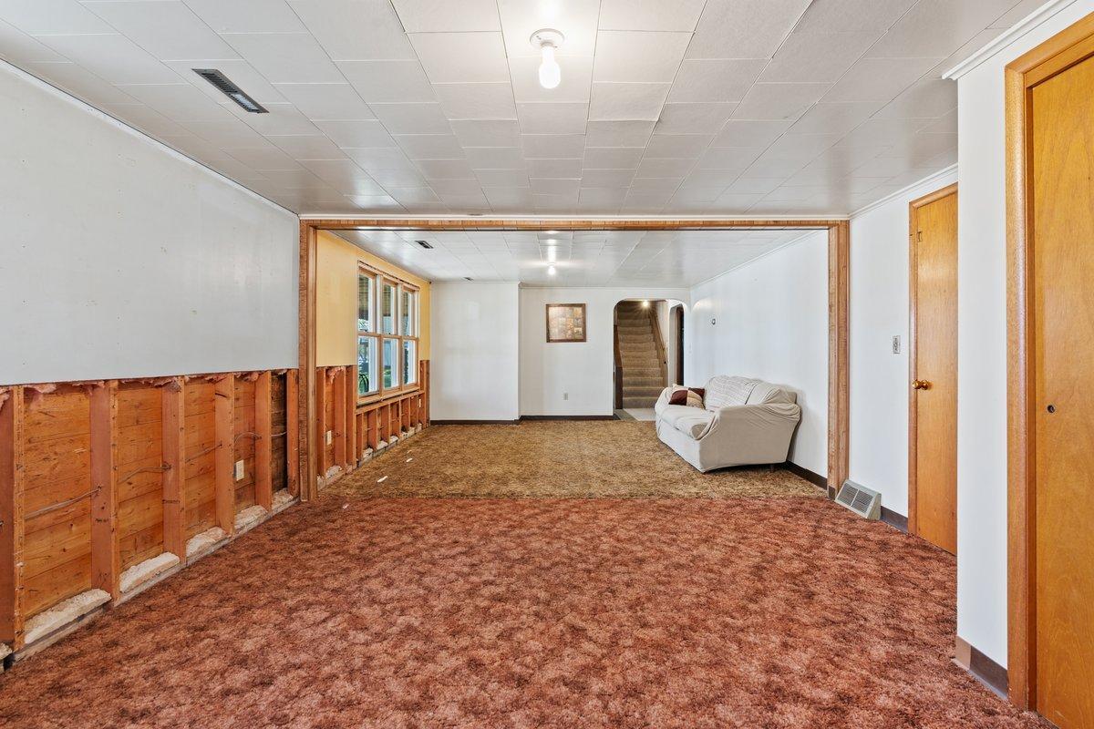 20611 Becker Lake Circle Property Photo 29