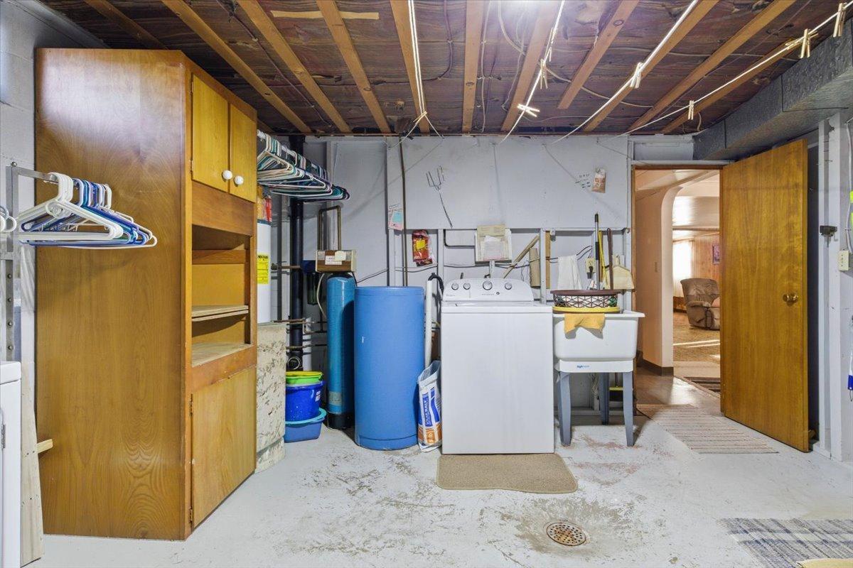 20611 Becker Lake Circle Property Photo 32