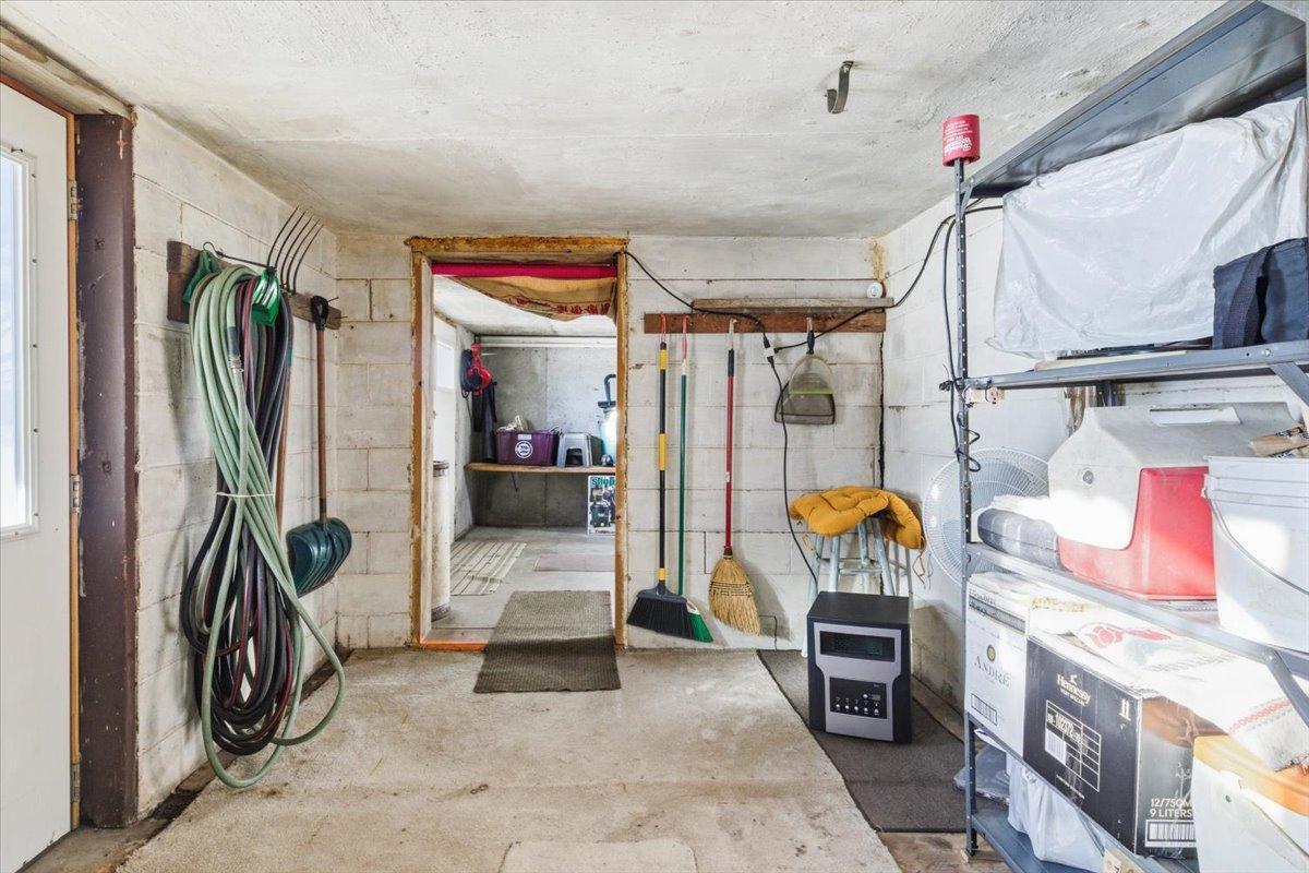 20611 Becker Lake Circle Property Photo 35