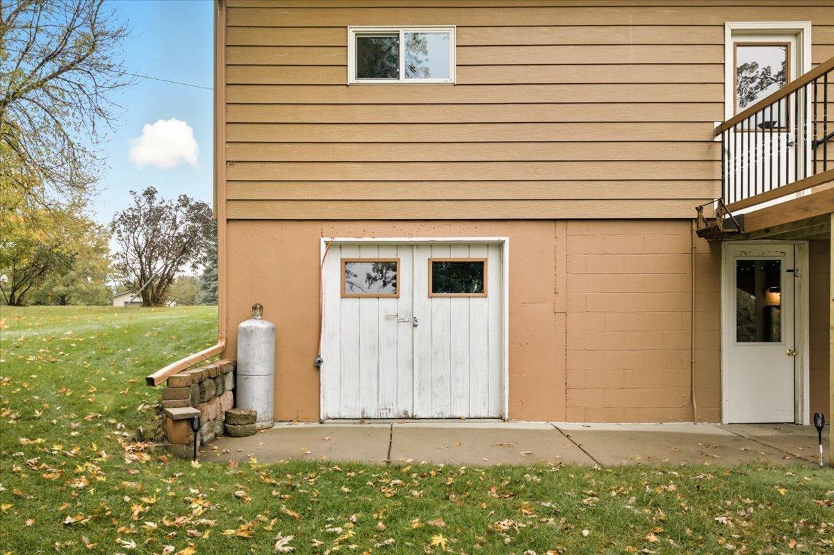 20611 Becker Lake Circle Property Photo 43