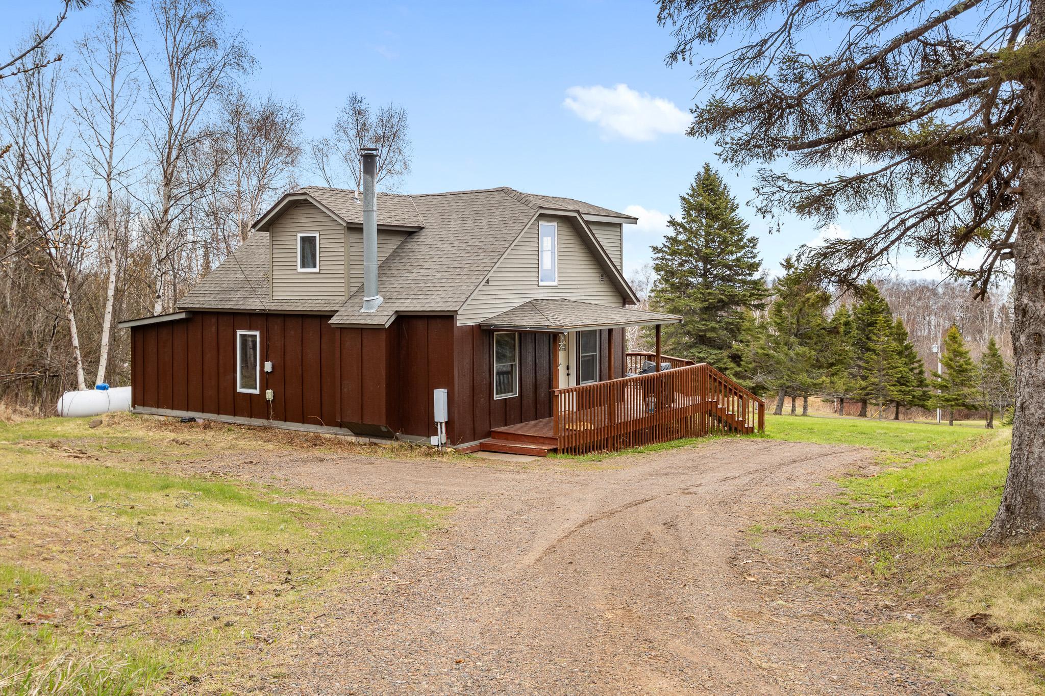 6076 Highway 61 Property Photo 1