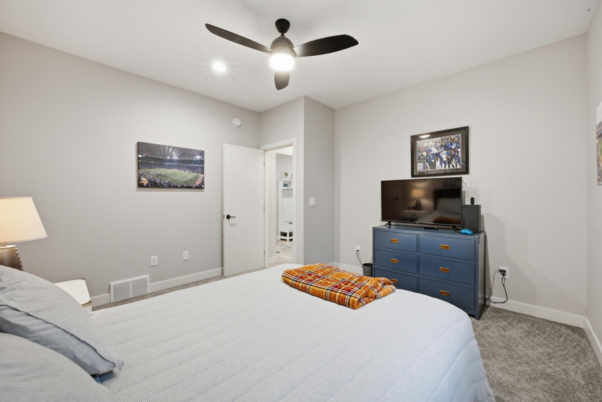 4884 Bluebell Loop S Property Photo 19
