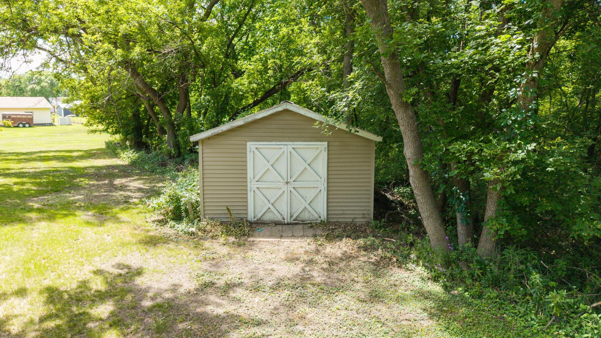 501 4th Street E Property Photo 30