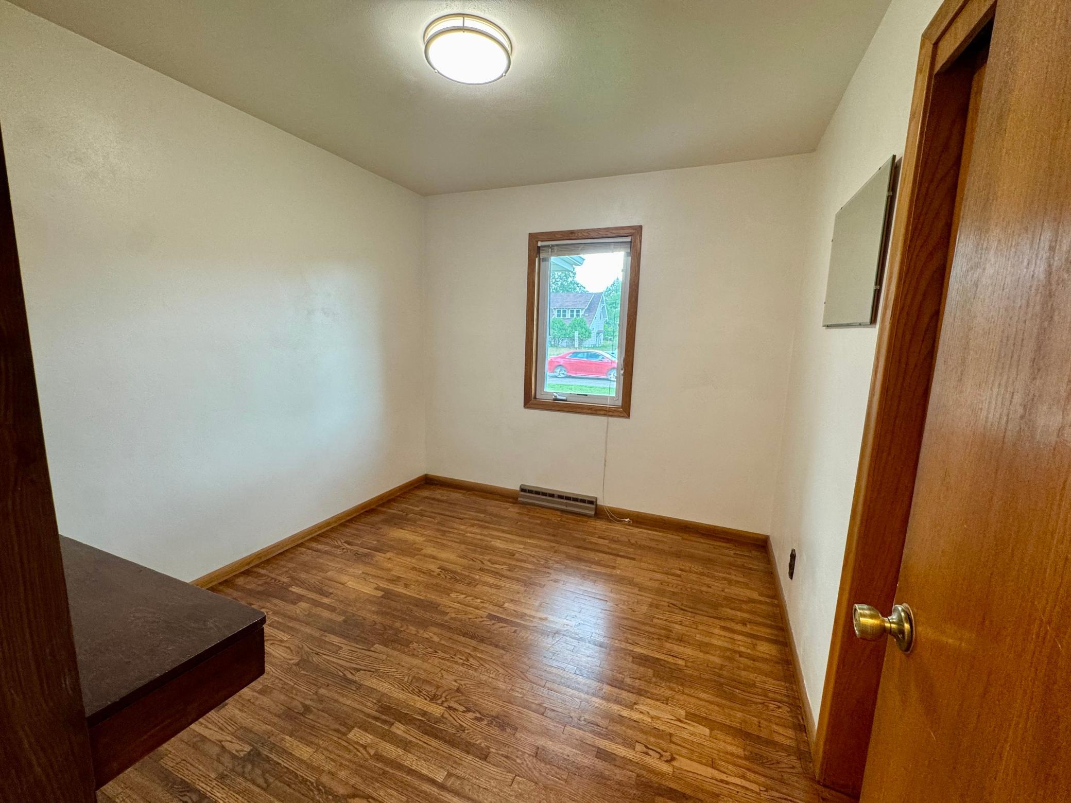 1706 Irvine Avenue Nw Property Photo 10