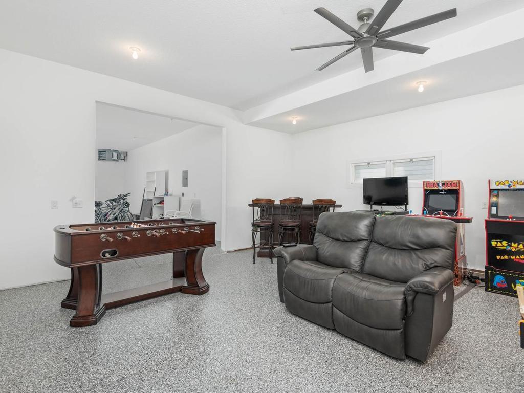 732 Old Beach Lane Property Photo 39