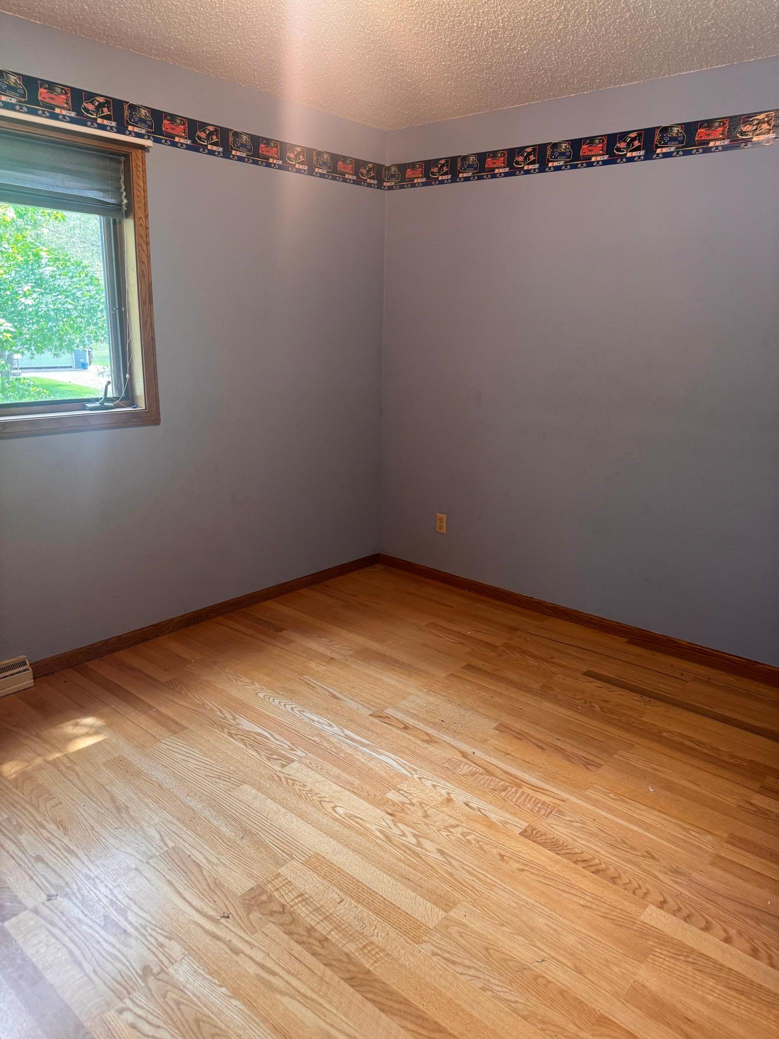 6413 Laurel Road Property Photo 8