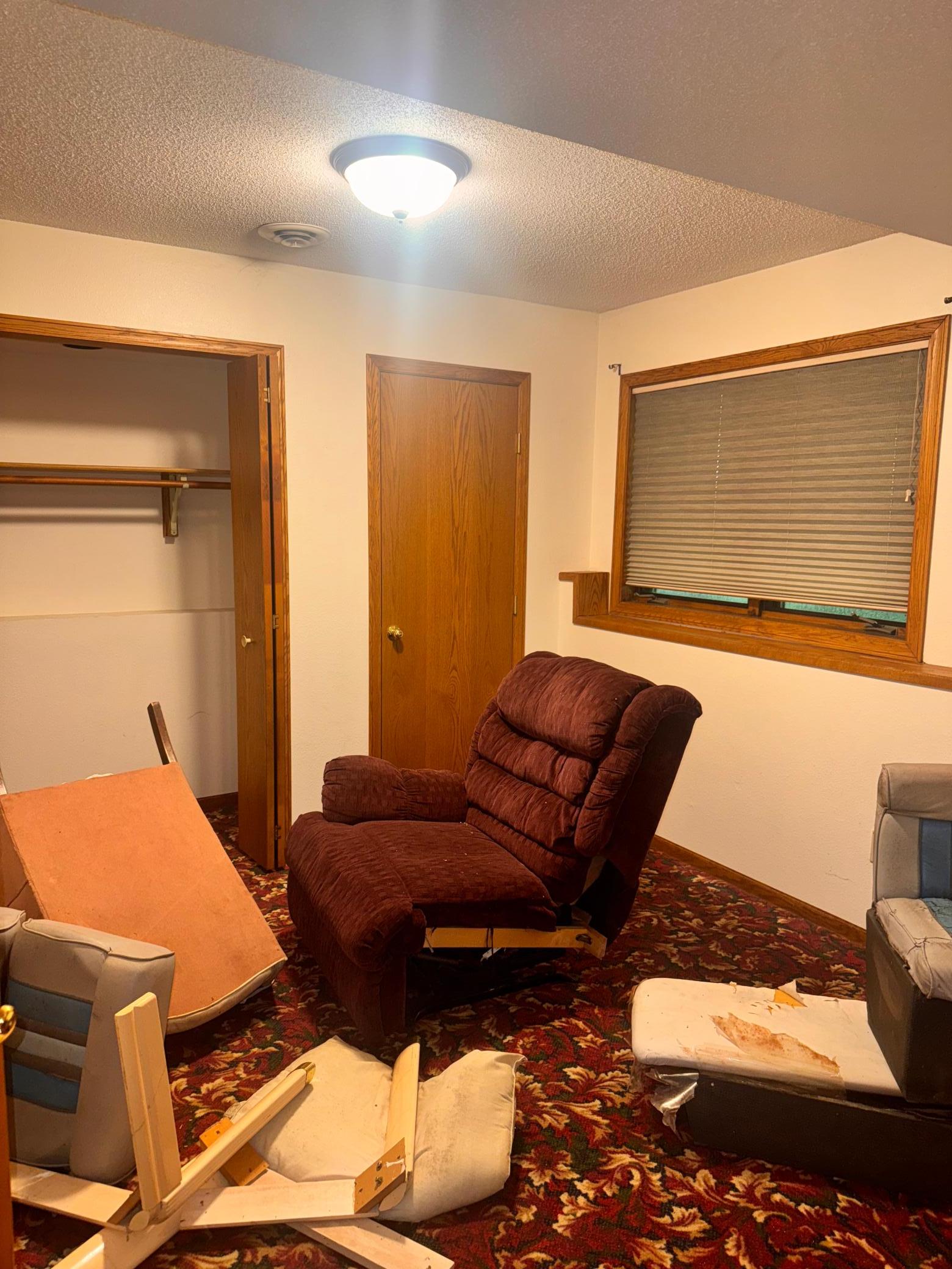 6413 Laurel Road Property Photo 12