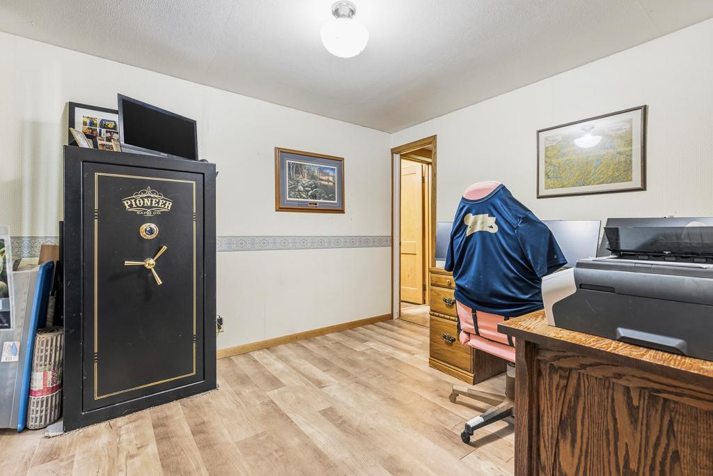 2765 390th Street Property Photo 17