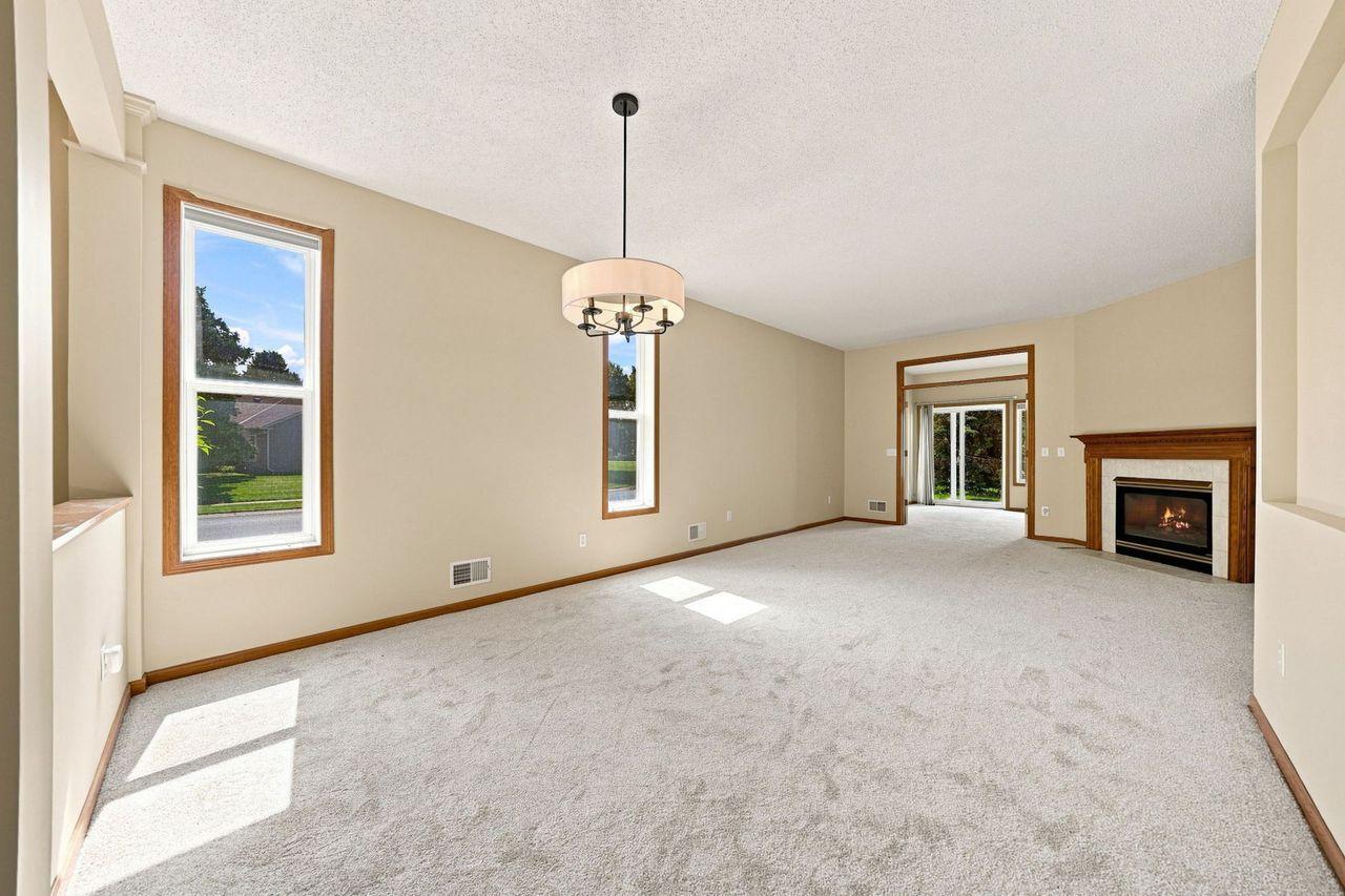 14795 Bloomfield Circle Property Photo 4