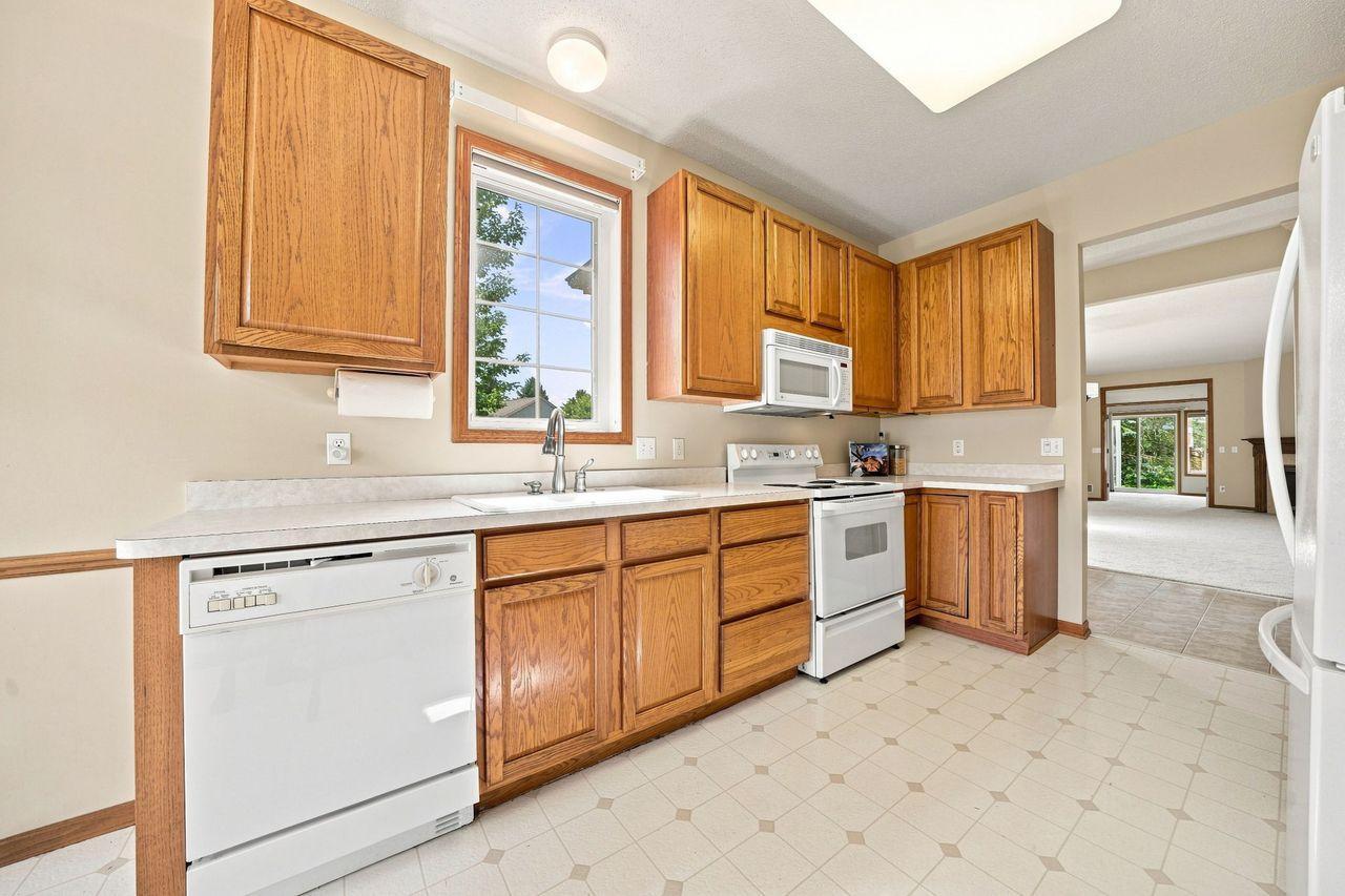 14795 Bloomfield Circle Property Photo 9