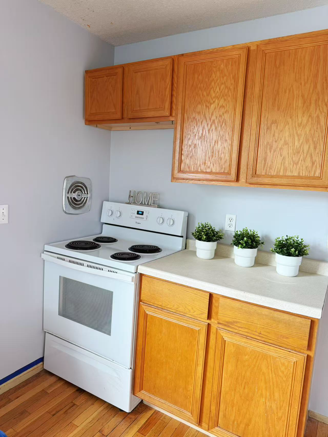 2342 Dorland Drive E Property Photo 6