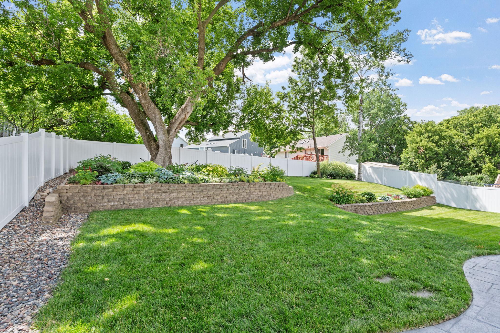 2551 Cypress Street Property Photo 44