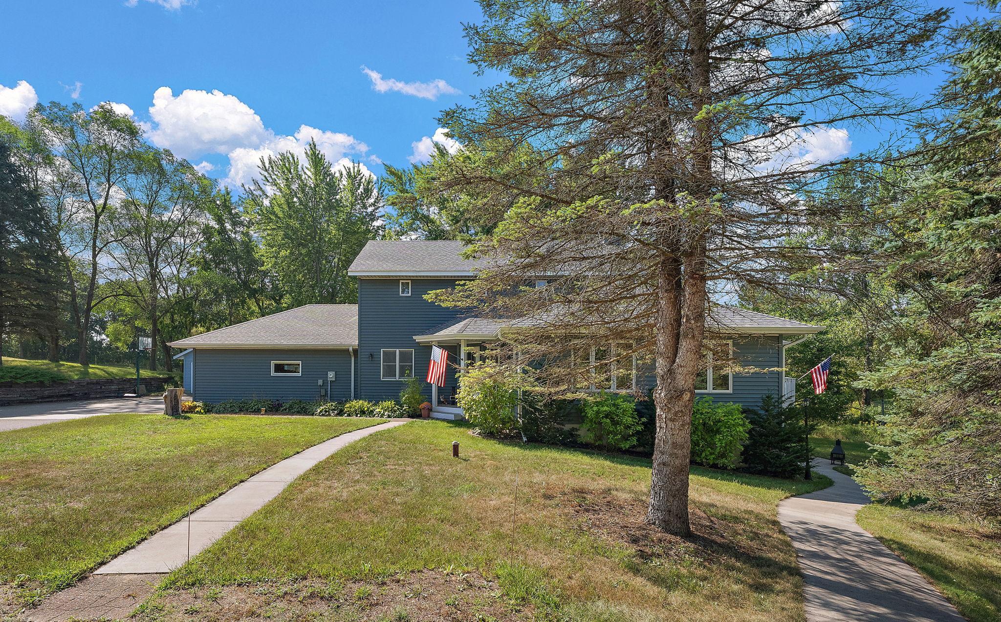 13145 4th Street N Property Photo 2