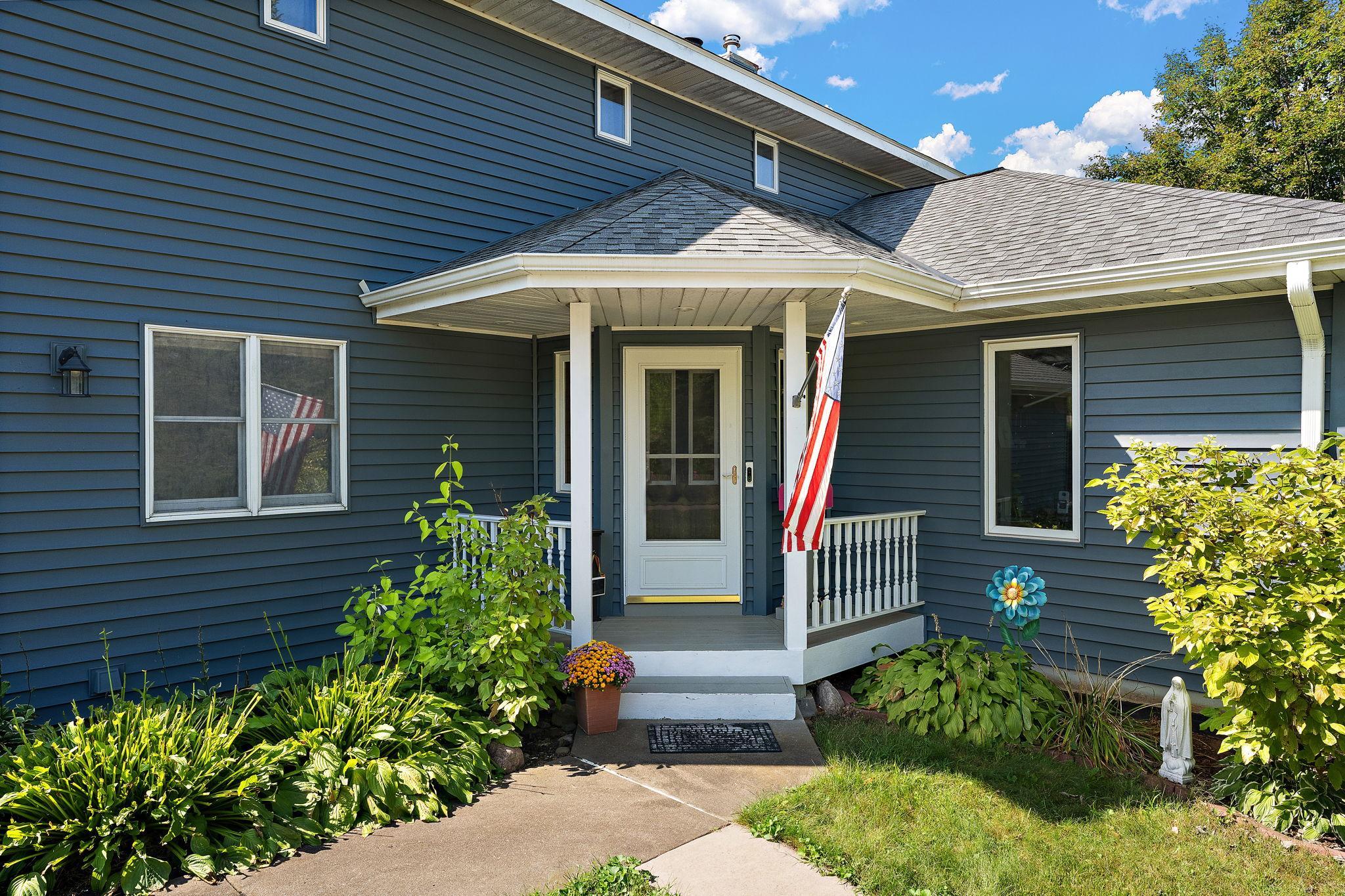 13145 4th Street N Property Photo 3